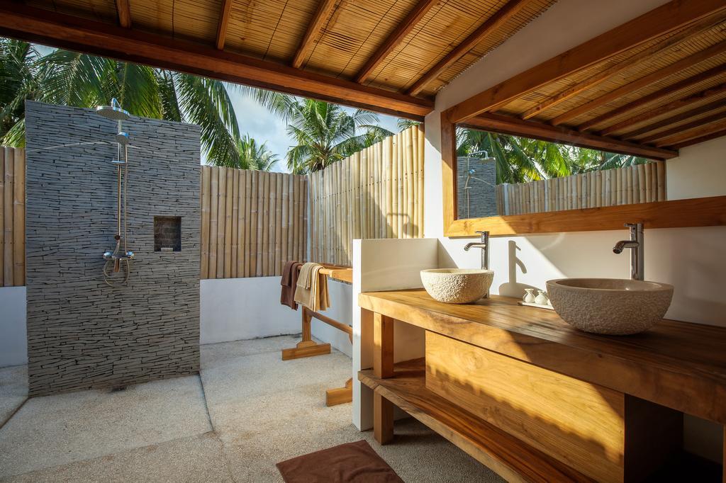 Villa Luna Sunset Beach Gili Trawangan Exterior photo